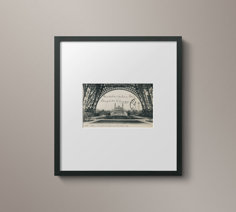 Vintage French Postcard - Le Trocadero